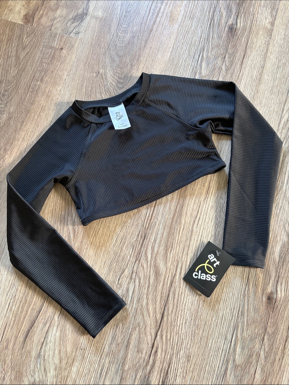 art class Black Ribbed Cropped Long Sleeve Rash Guard